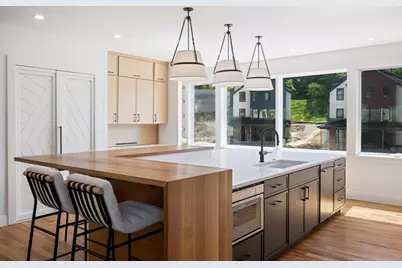 11 Mary Kenney Way, Medford, MA 02155 - Photo 13