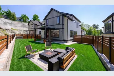 11 Mary Kenney Way, Medford, MA 02155 - Photo 37