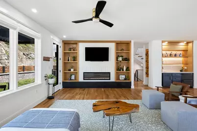 11 Mary Kenney Way, Medford, MA 02155 - Photo 11