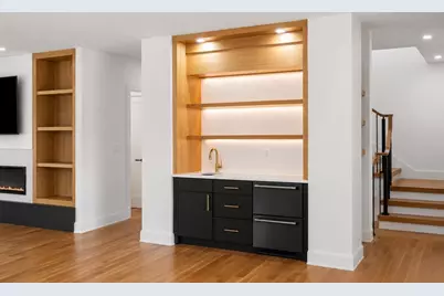 11 Mary Kenney Way, Medford, MA 02155 - Photo 9