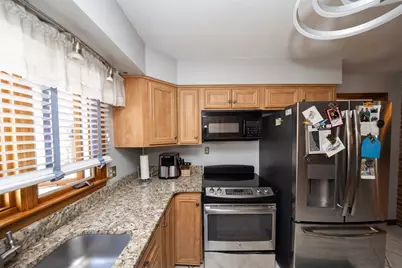 423 Goldthwaite Rd, Northbridge, MA 01588 - Photo 11