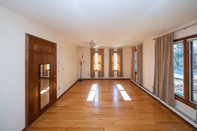 423 Goldthwaite Rd, Northbridge, MA 01588 - Photo 7