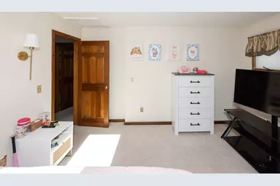 423 Goldthwaite Rd, Northbridge, MA 01588 - Photo 23