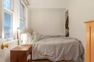 22 Irving St, Boston, MA 02114 - Photo 7