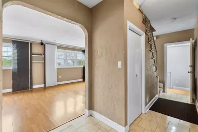 4-6 West Street, Medford, MA 02155 - Photo 13