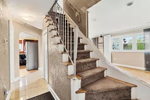 46 West St, Medford, MA 02155 - Photo 9