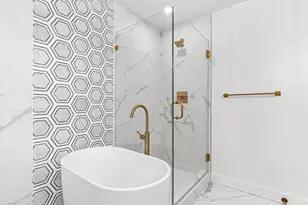 7 Sherman Pl, Winchester, MA 01890 - Photo 21