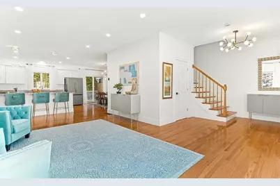7 Sherman Place, Winchester, MA 01890 - Photo 7