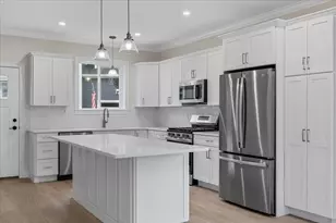 16 Ocean Pines Dr, Bourne, MA 02562 - Photo 3