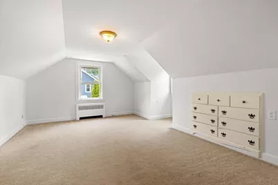 13 Munroe Ave, Woburn, MA 01801 - Photo 27