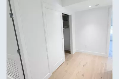65 L Street #203, Boston, MA 02127 - Photo 3