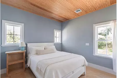 16 Atlantic Avenue, Oak Bluffs, MA 02557 - Photo 33