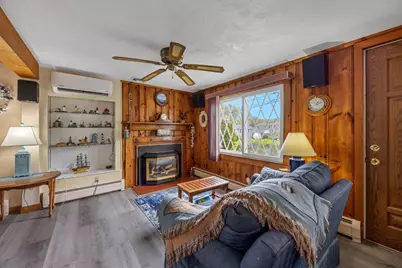 12 Winthrop Dr, Falmouth, MA 02536 - Photo 5