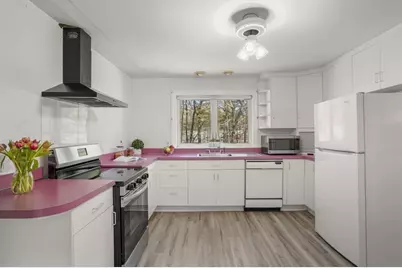 54 Meadowbrook Rd, Chelmsford, MA 01863 - Photo 9
