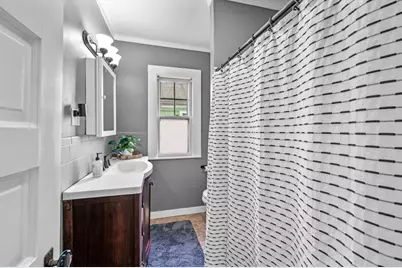 25 Lyman St, Beverly, MA 01915 - Photo 27