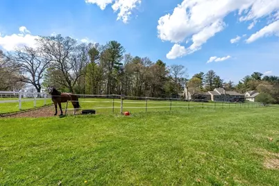 4 Arbella Rd #4, Bedford, MA 01730 - Photo 31