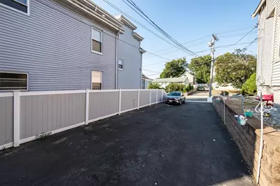 22 Faulkner St #2, Malden, MA 02148 - Photo 19
