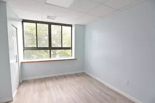 10 Linwood St, Malden, MA 02148 - Photo 7