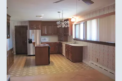 324 Hillside Rd, North Andover, MA 01845 - Photo 3