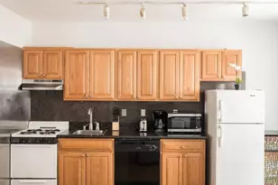 90 Warrenton St, Boston, MA 02116 - Photo 5