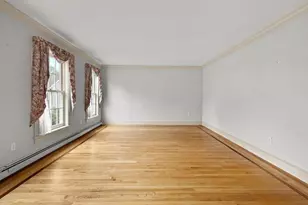 49 South St, Grafton, MA 01519 - Photo 5