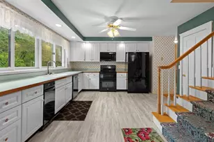 49 South St, Grafton, MA 01519 - Photo 15