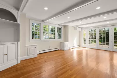 22 Lafayette Cir, Wellesley, MA 02482 - Photo 13