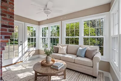 22 Lafayette Cir, Wellesley, MA 02482 - Photo 17