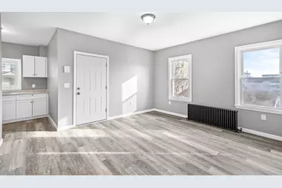 712-722 Eastern Ave #2, Fall River, MA 02723 - Photo 3