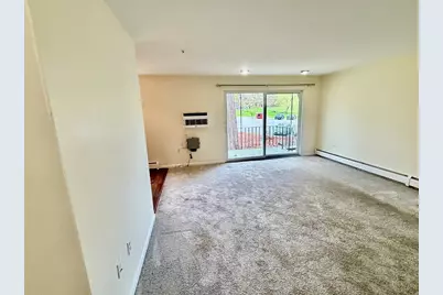 47 Edgelawn Ave #9, North Andover, MA 01845 - Photo 9
