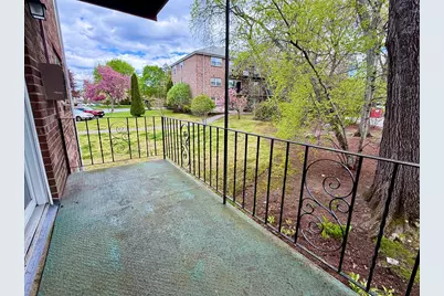 47 Edgelawn Ave #9, North Andover, MA 01845 - Photo 11