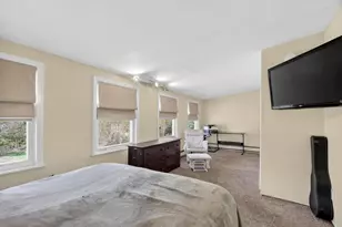 18 Hillside Dr, Lunenburg, MA 01462 - Photo 11