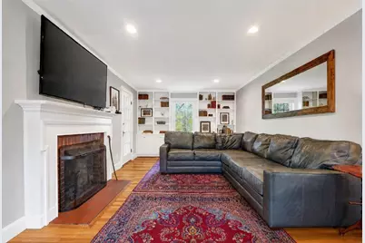 87 Payson Rd, Brookline, MA 02467 - Photo 5