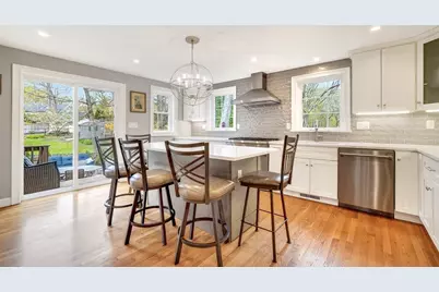 87 Payson Rd, Brookline, MA 02467 - Photo 11
