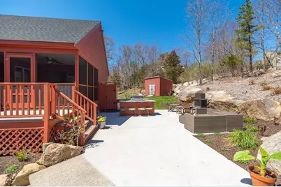 222 Bray St, Gloucester, MA 01930 - Photo 11