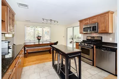 116 Manor Ave, Wellesley, MA 02482 - Photo 5