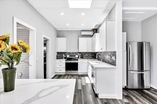 388 Sea St, Barnstable, MA 02601 - Photo 5