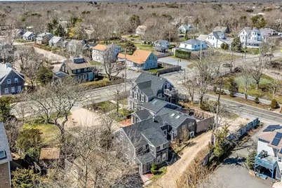 388 Sea St, Barnstable, MA 02601 - Photo 33