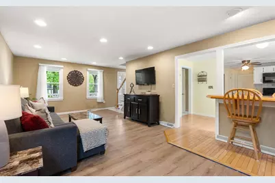 4 Fuller Pl, Franklin, MA 02038 - Photo 9
