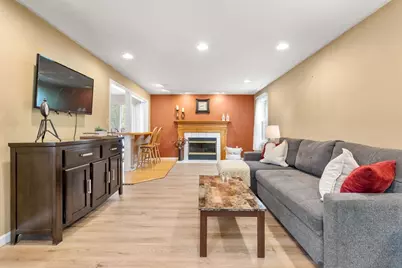 4 Fuller Pl, Franklin, MA 02038 - Photo 7