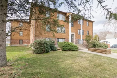 60 Chapin St #D, Holyoke, MA 01040 - Photo 1