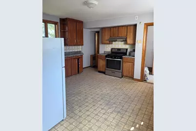 10 Folsom Ct #1, Malden, MA 02148 - Photo 3