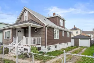 22 Davis St, Malden, MA 02148 - Photo 3