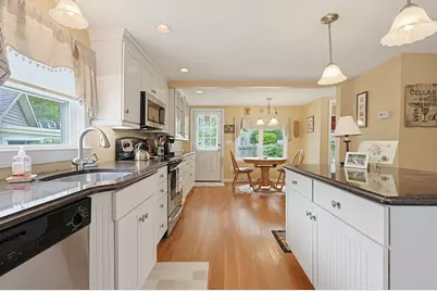 7 Lilac Court, Walpole, MA 02081 - Photo 7
