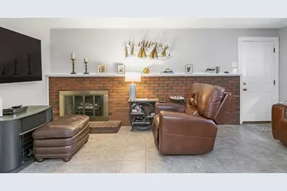 26 Reservoir Dr, Danvers, MA 01923 - Photo 13