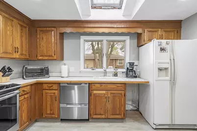 26 Reservoir Dr, Danvers, MA 01923 - Photo 11