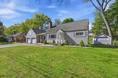 77 Valentine Ter, Agawam, MA 01001 - Photo 3