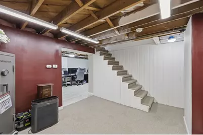 77 Valentine Ter, Agawam, MA 01001 - Photo 31