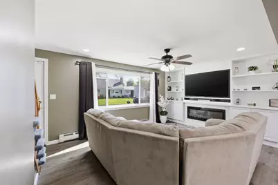 77 Valentine Ter, Agawam, MA 01001 - Photo 13