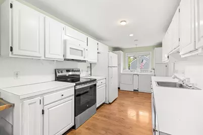 12 Steepletree Ln #12, Wayland, MA 01778 - Photo 5